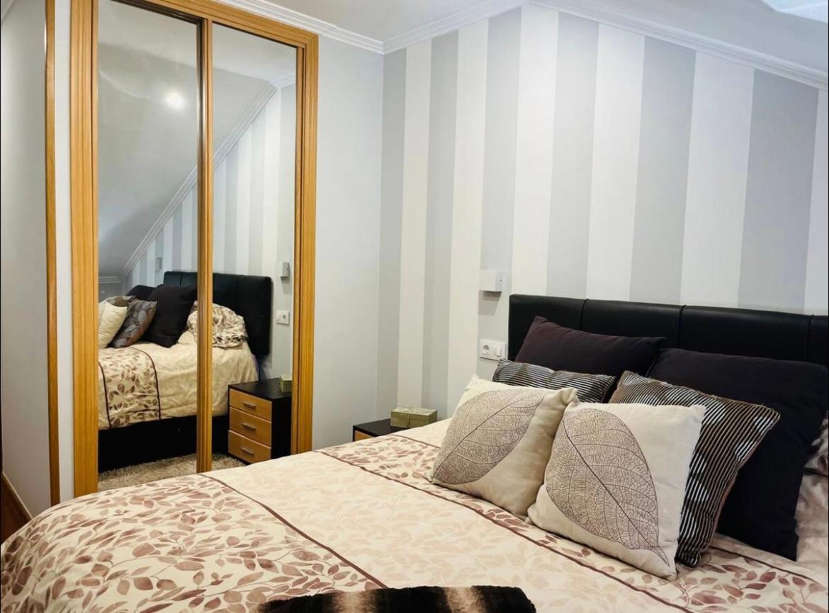 Апартаменты Piso Acogedor Комбарро Экстерьер фото